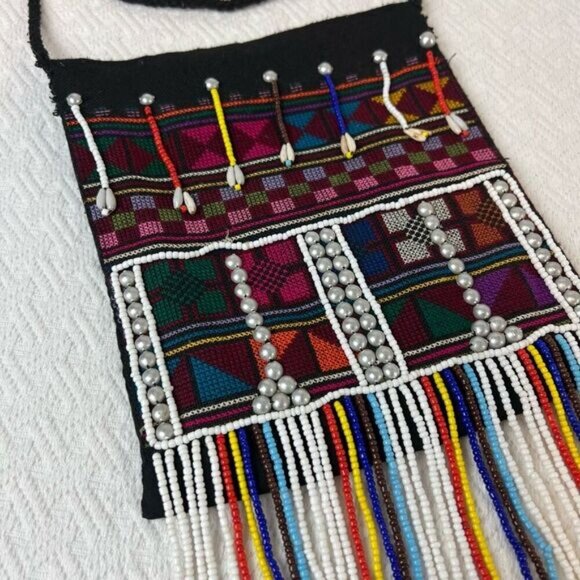 Vintage Handmade Seed Bead Purse Tapestry Cowrie Puka Shells Crossbody Bag - Picture 3 of 16